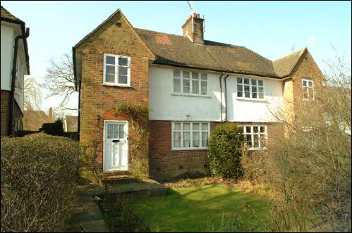 109 Erskine Hill